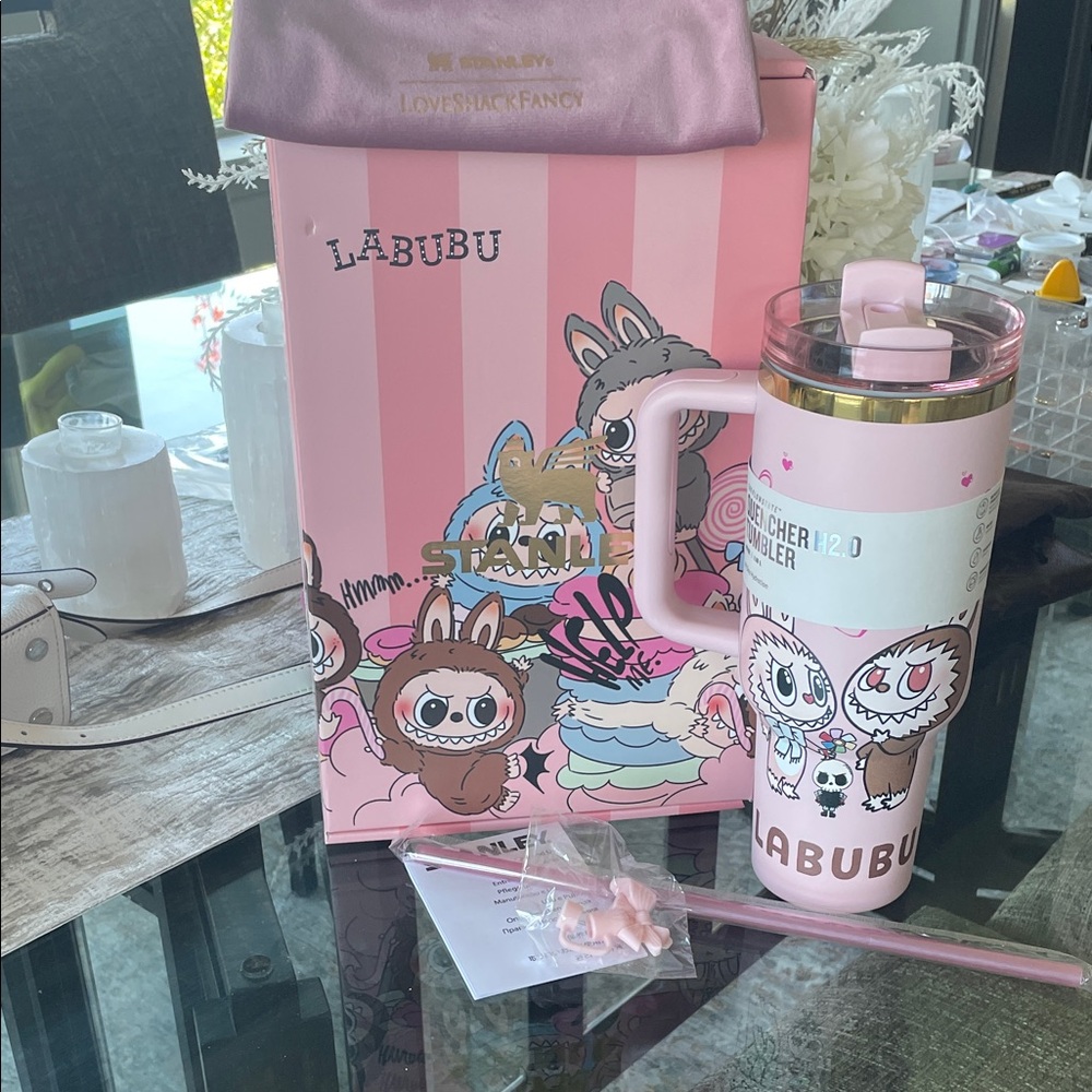 LABUBU Pink Party Favor Set